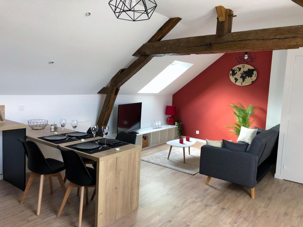 Adventure House - La Suite Cosy De L'Explorateur ! Saumur Exterior photo